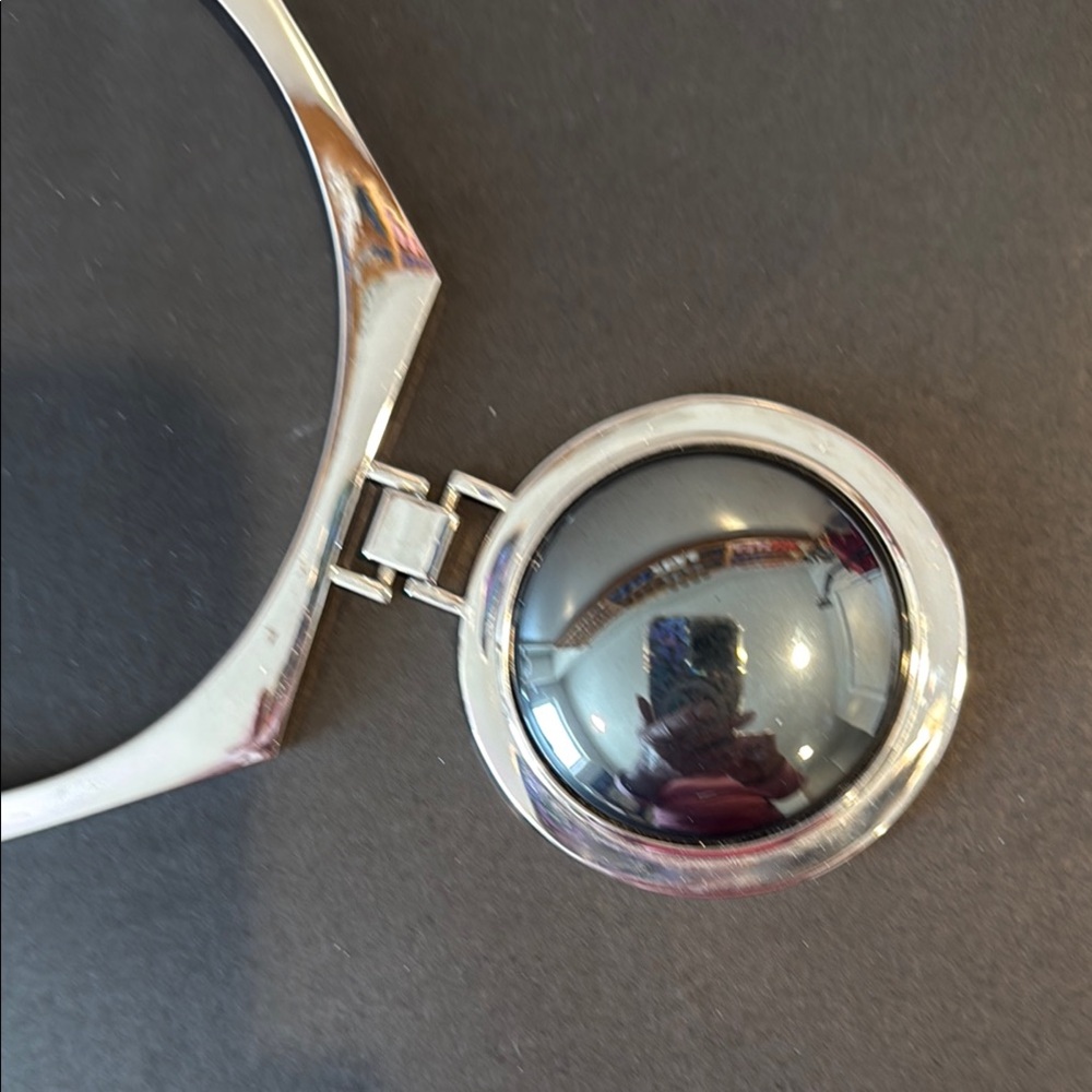 Beautiful Silver and Black Hematite Necklace. - Picture 2 of 7